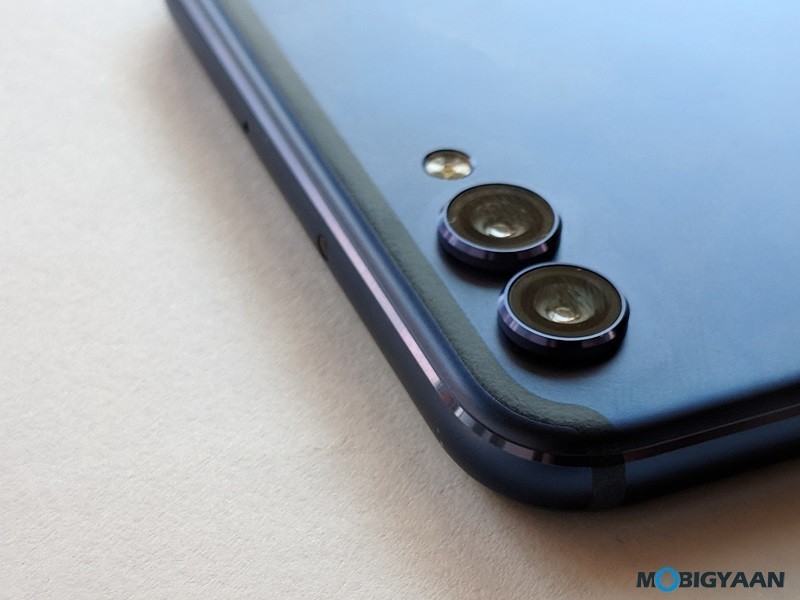 Honor View 10 Hands on Review Images 4