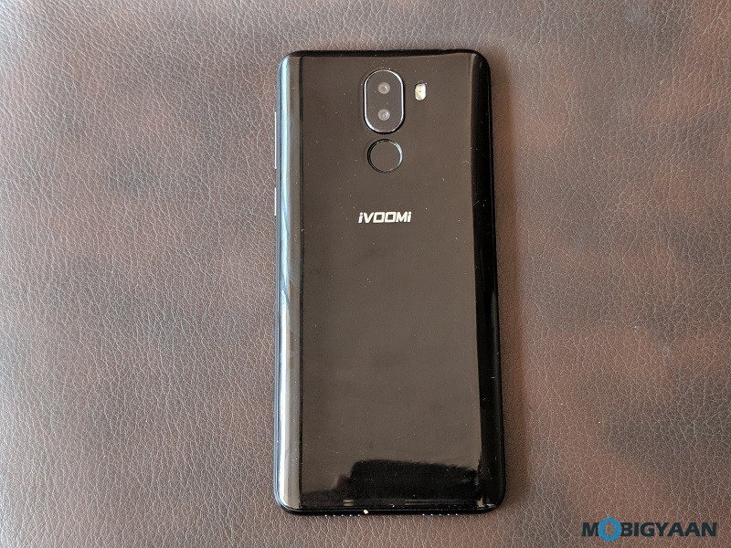 iVoomi i1 hands on Review Images 3