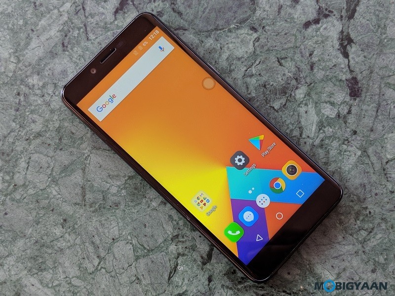 iVoomi i1 hands on Review Images 6