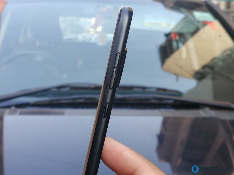 Motorola Moto Z2 Force Review 8 Motorola Moto Z2 Force Hands on Review Images 12
