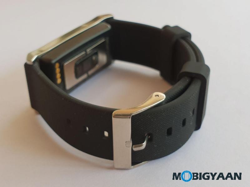 Smartron t.band Fitness Tracker Hands on Images 3