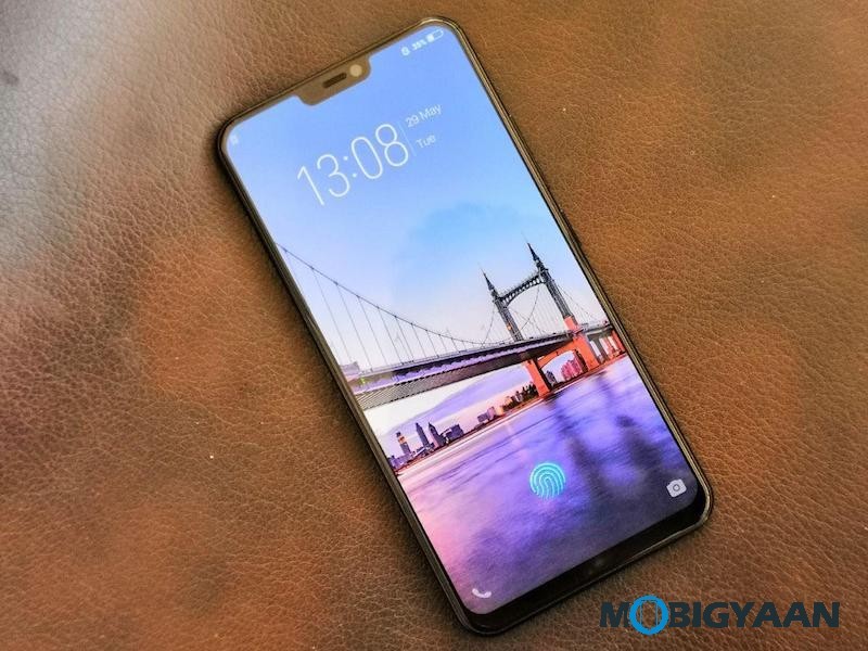 Vivo X21 Hands on Worlds First Smartphone with In Display Fingerprint Scanner Images 3