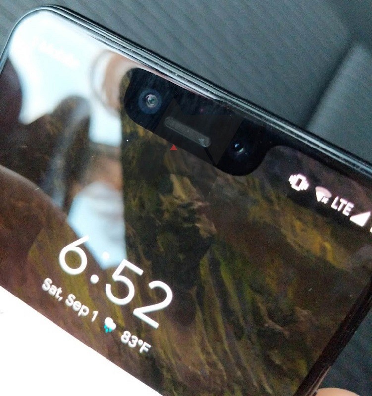 Someone forgot a black-colored Google Pixel 3 XL in a cab for us to see 2 google pixel 3 xl lyft live image 1
