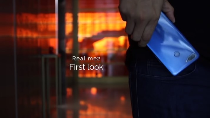 realme 2 pro design ceo 2