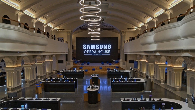 Samsung opens its largest mobile experience center in the world at Opera House in Bengaluru 2 samsung opera house bengaluru india 2