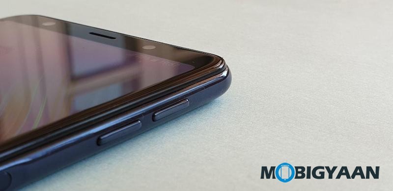 Samsung Galaxy A7 2018 Hands on Review Images 11