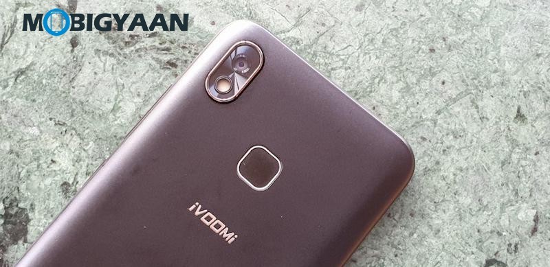 iVoomi Z1 Hands on Review Images 11