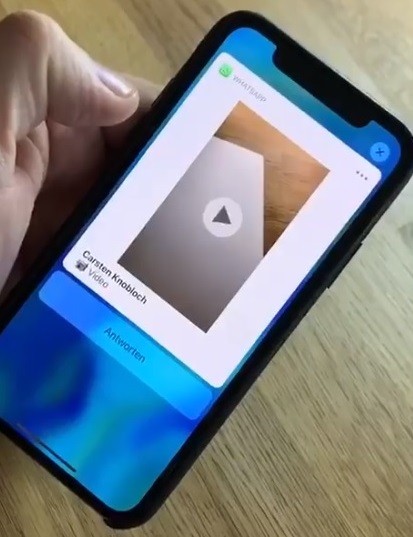 whatsapp videos watch notifications