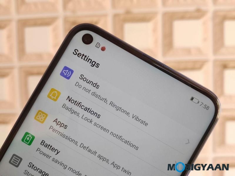Honor View20 Review - Goodbye notch, Honor's most Feature Packed smartphone is here 3 Honor View20 Hands on Review Images 7