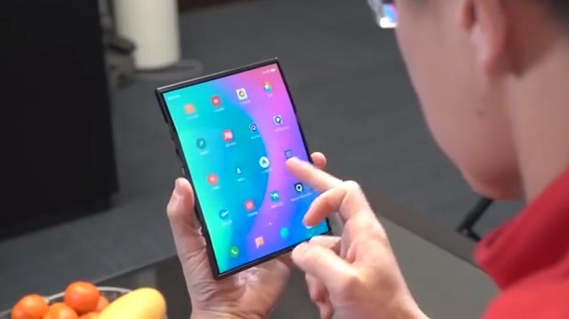 xiaomi dual side foldable smartphone prototype video 2