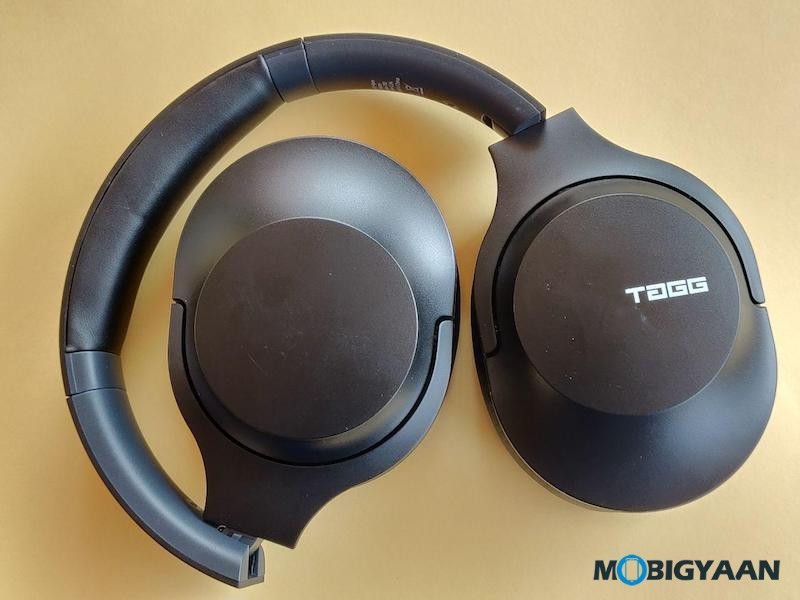 TAGG PowerBass 700 Headphones Hands on Images 2