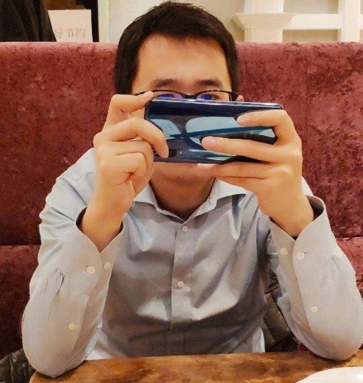 xiaomi mi 9 alleged leaked live image 1