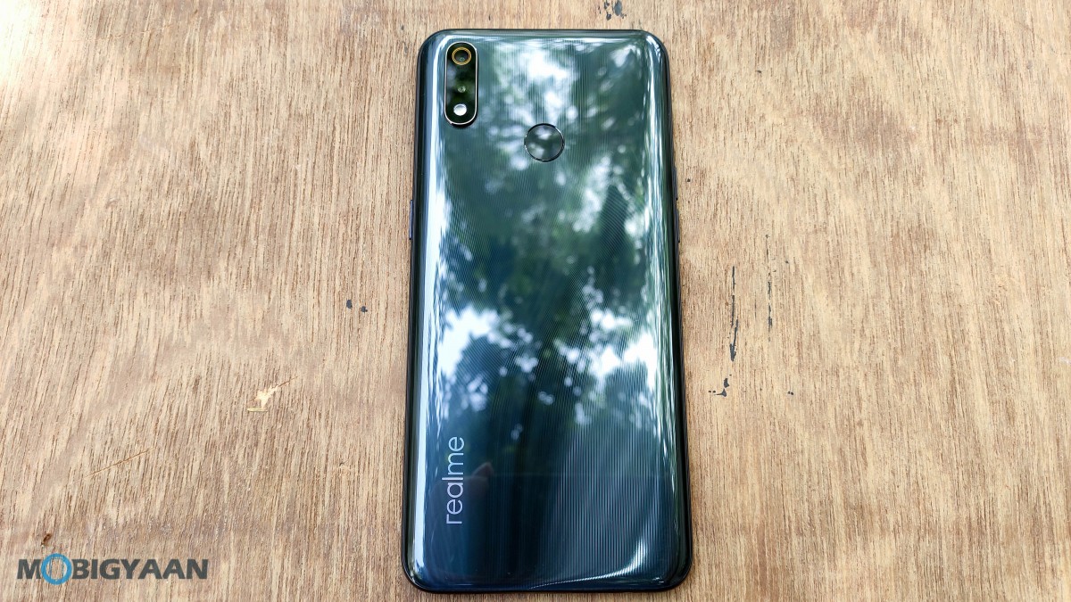 Realme 3 Pro Review Back Panel