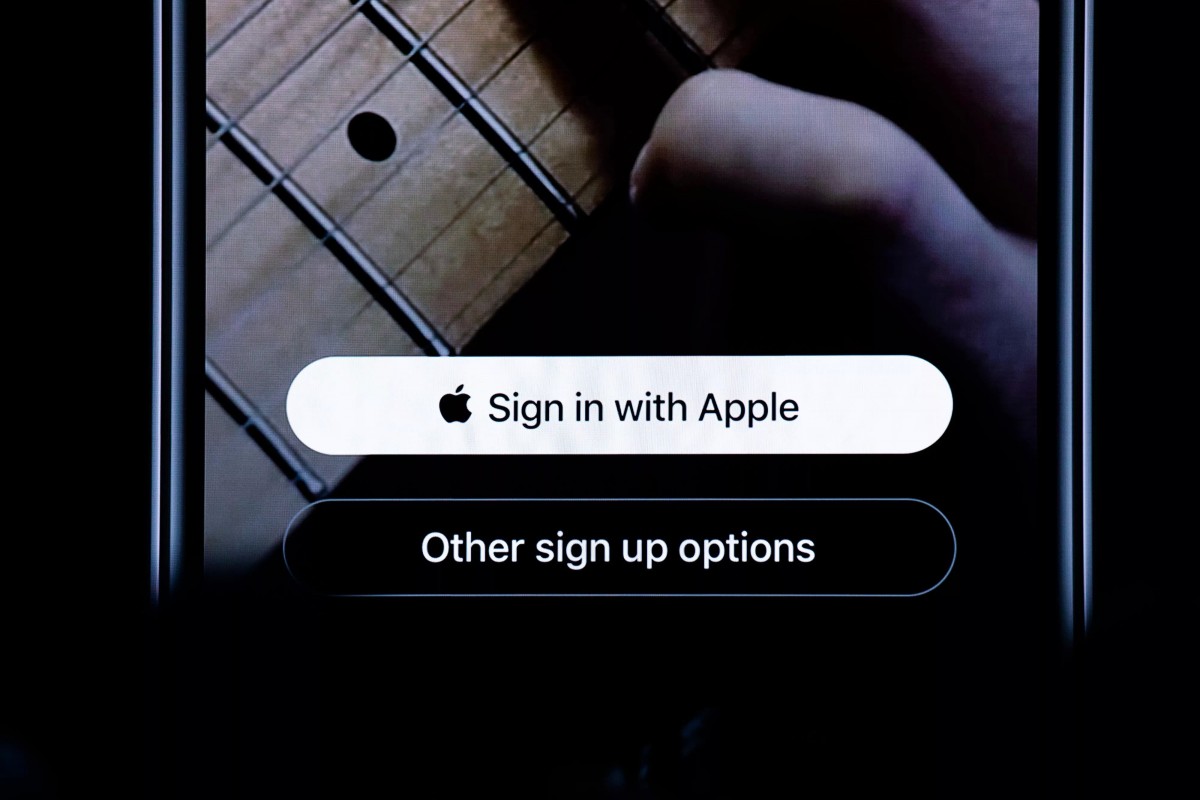 signin with apple min