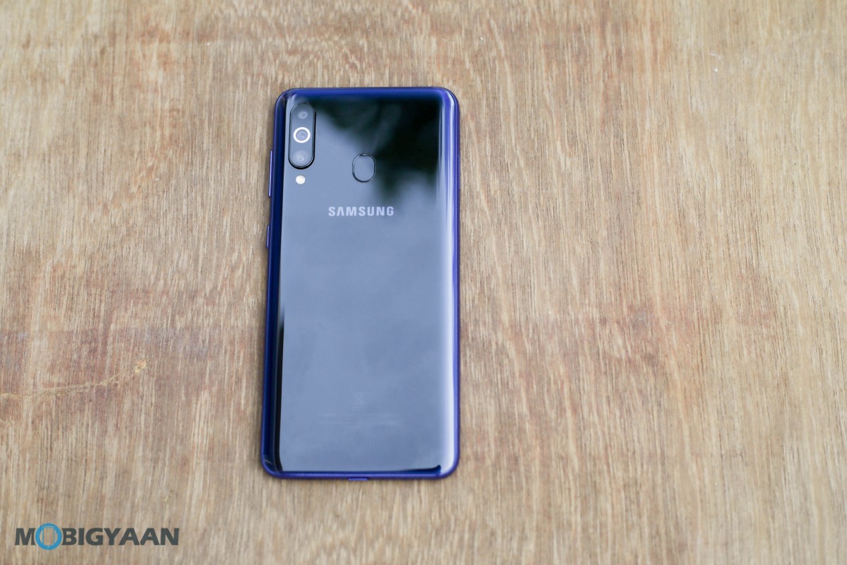 Galaxy M40 Review 11