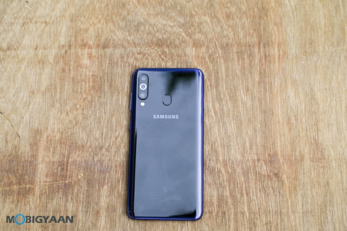 Galaxy M40 Review 9