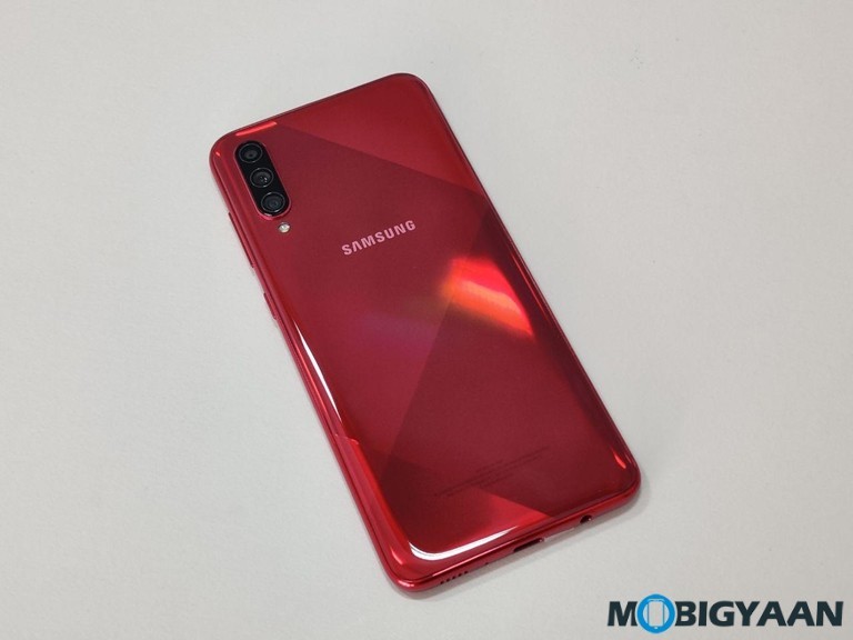 Samsung Galaxy A70s Design Images 13