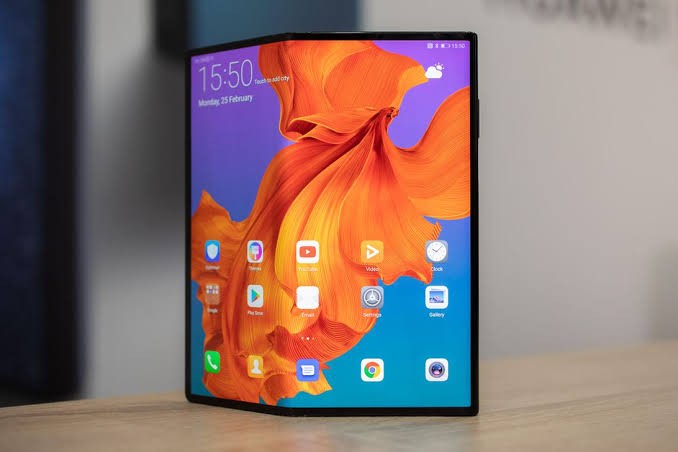 Huawei teases upgraded Mate X foldable smartphone with better build quality 1 Huawei Mate X