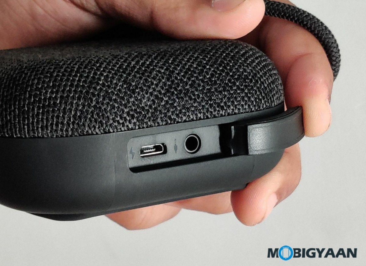 Mi Outdoor Bluetooth Speakers Hands On Review 7