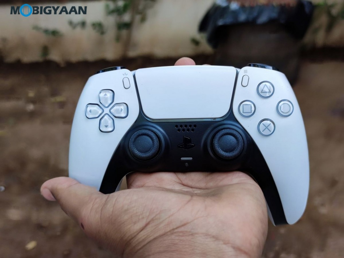 Sony PlayStation 5 Design Features Controller Review 10