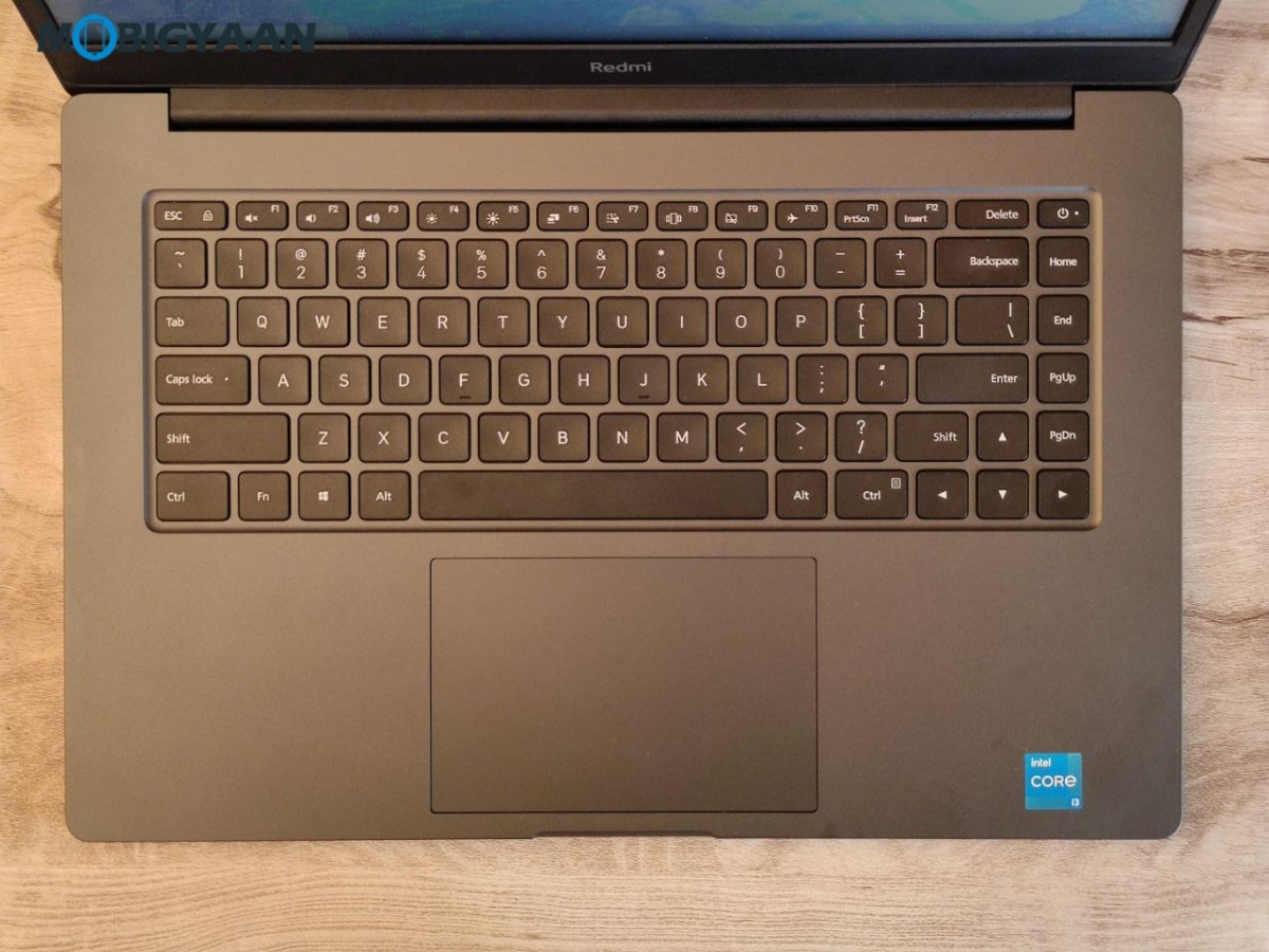 RedmiBook 15 Review Laptop Design Display 2