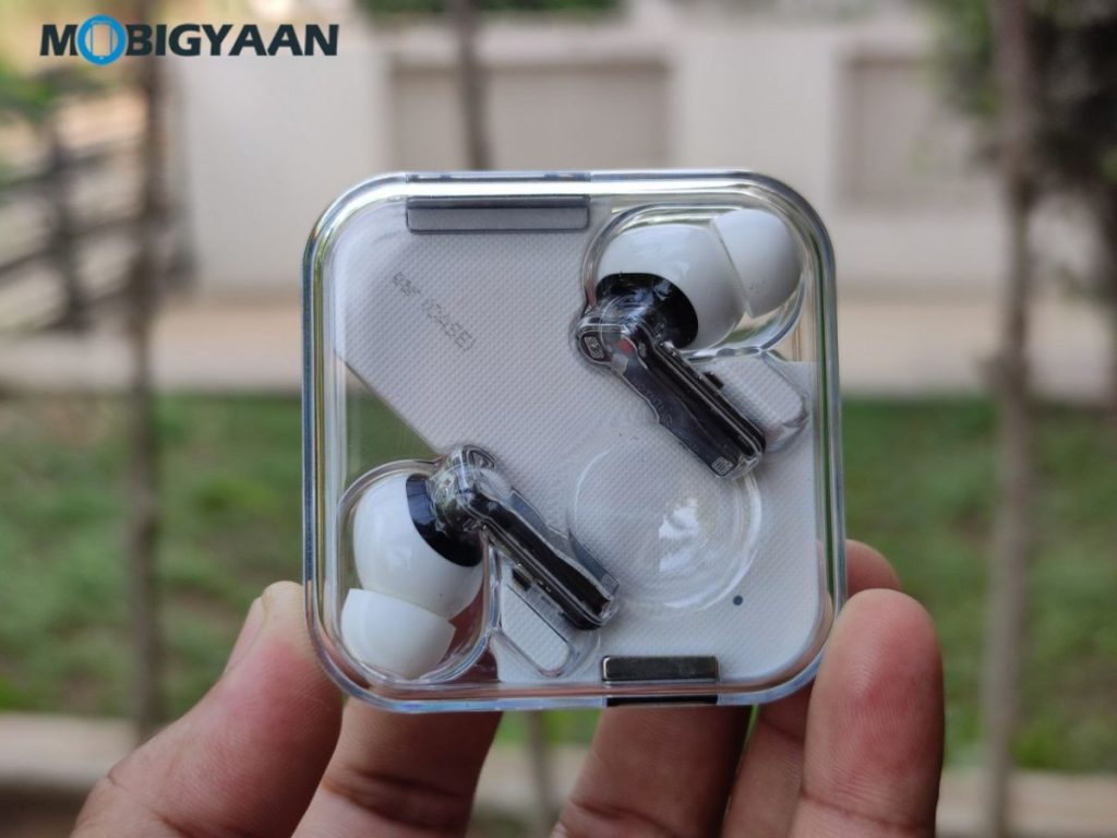 Nothing ear 1 Review Earbuds Design 7