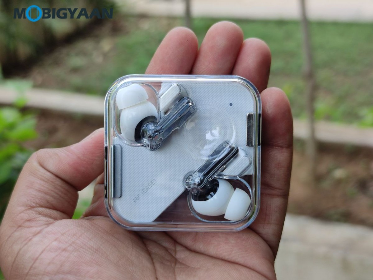 Nothing ear 1 Review Earbuds Design 9