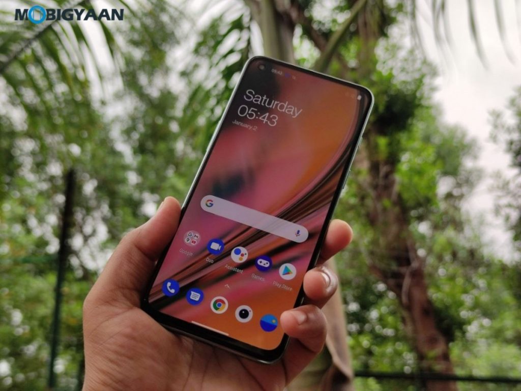 OnePlus Nord 2 5G Review Design 7