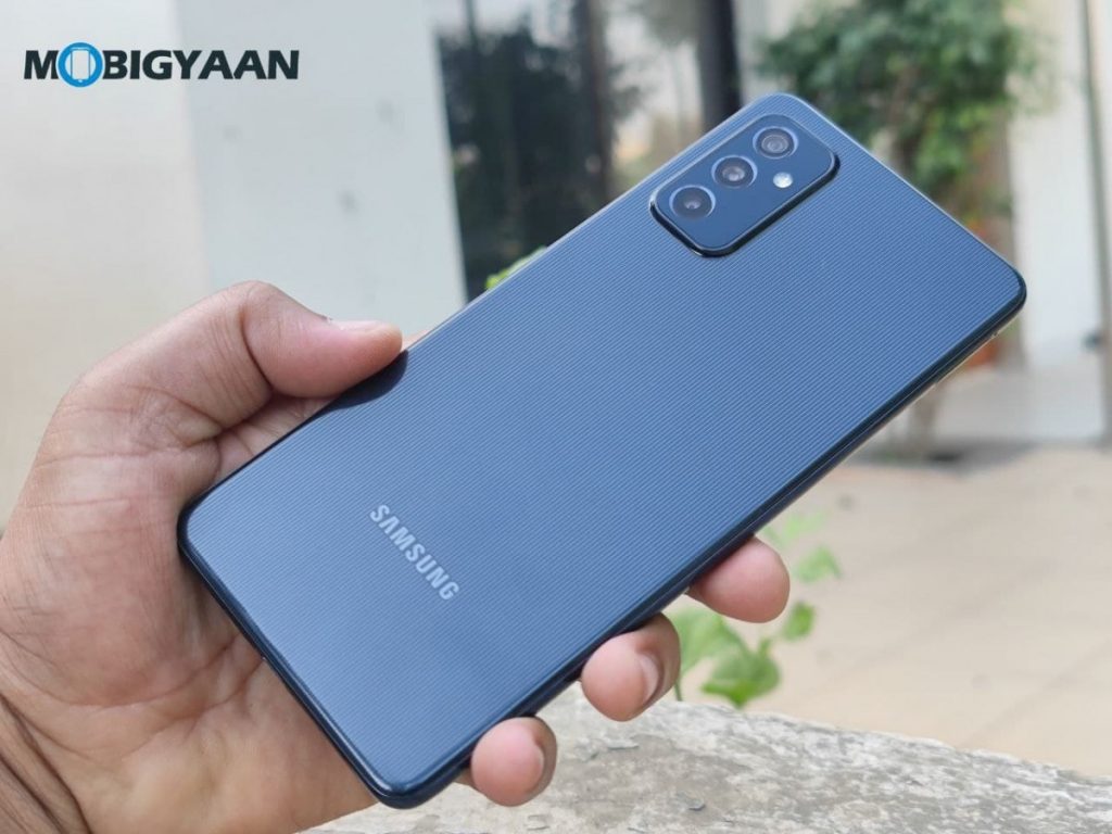 Samsung Galaxy M52 5G Review Design 7