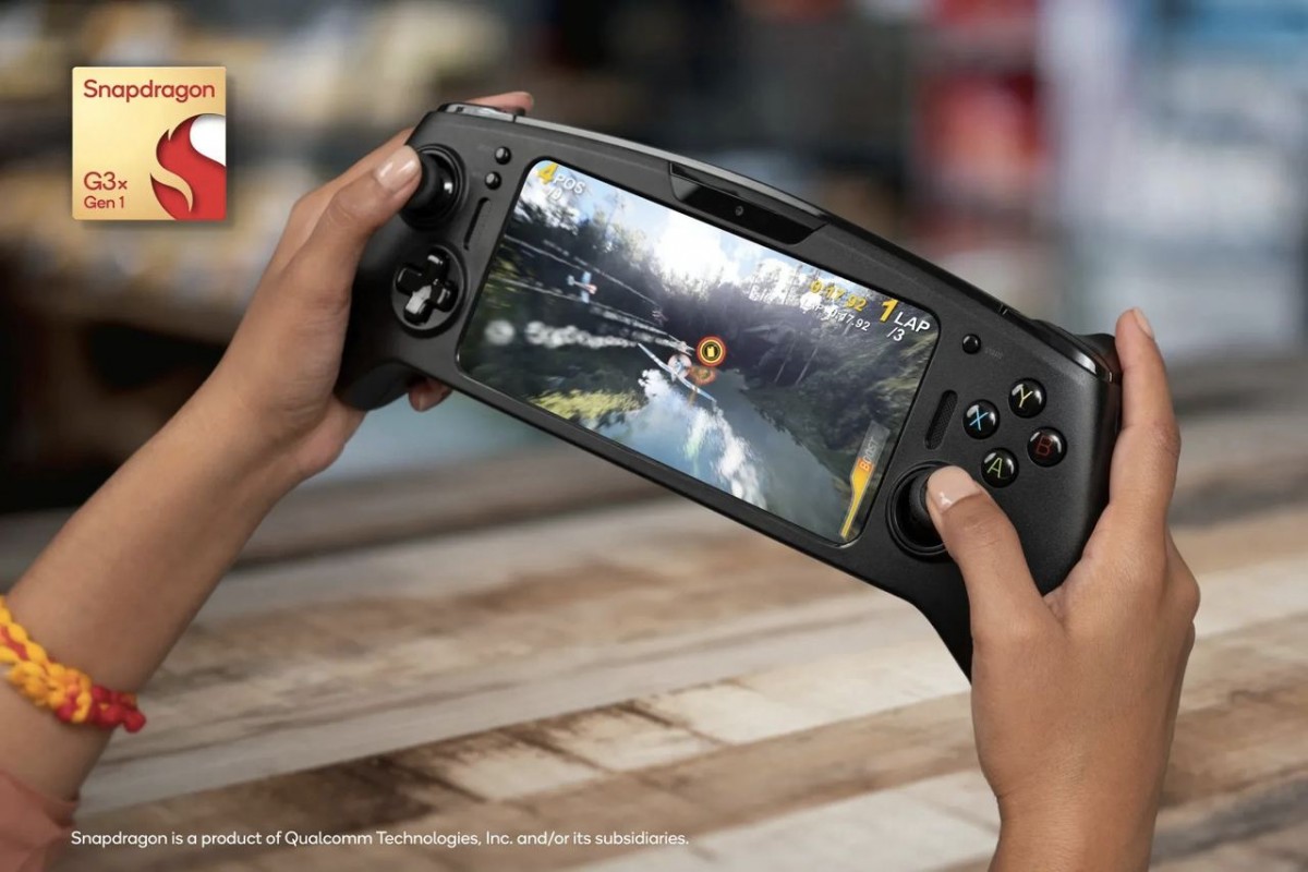 Qualcomm announced its first gaming SoC, Snapdragon G3x Gen 1 with Razer developer kit