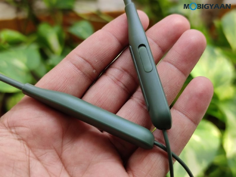 OPPO Enco M32 Review Wireless Earphones 1