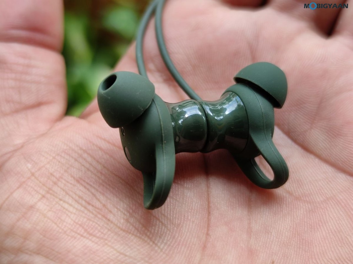 OPPO Enco M32 Review Wireless Earphones 12