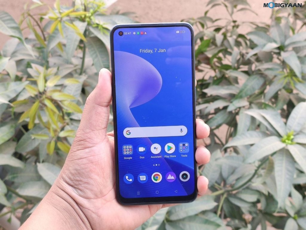 realme 9 Pro Plus 5G Review Design Display 2