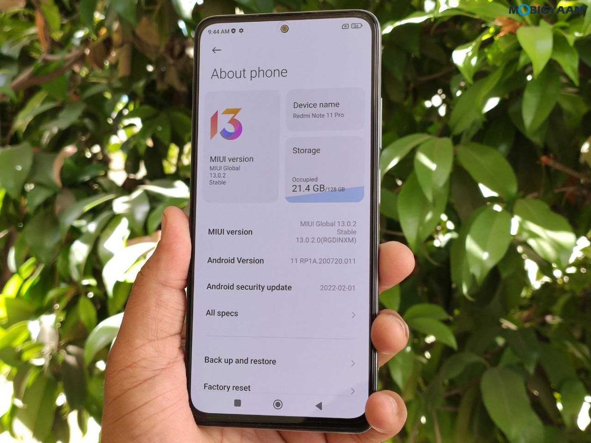 Redmi Note 11 Pro 4G Review Design Display 7