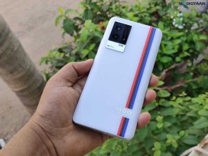 iQOO 9 BMW M Motorsport Edition Review