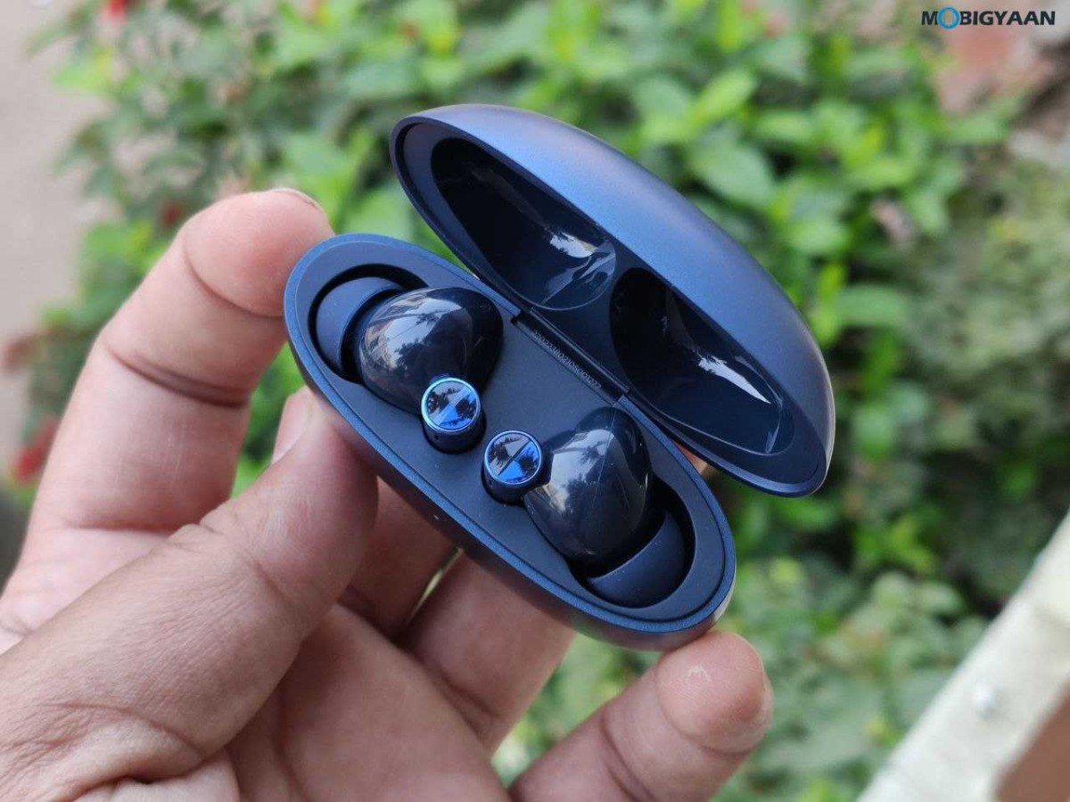 realme Buds Air 3 Review Design 6