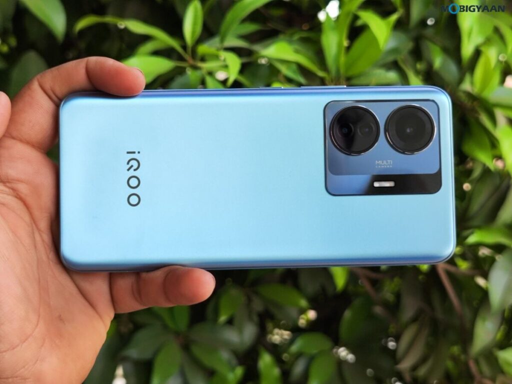 iQOO Z6 Pro Review Design Display Camera 16