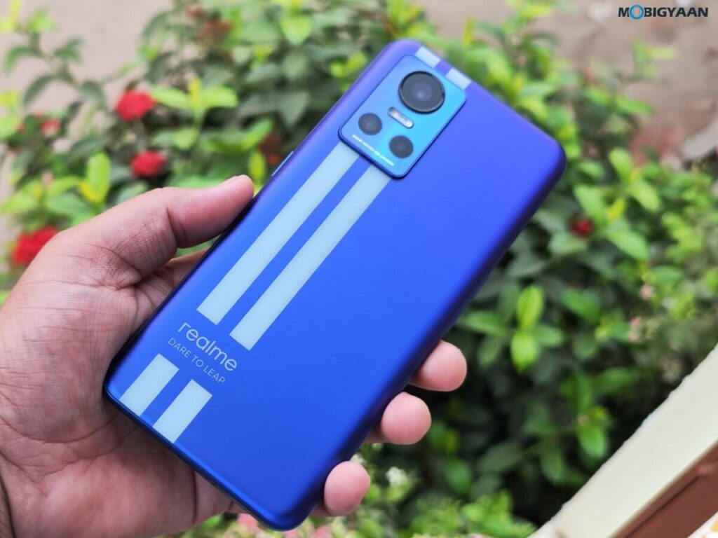 realme GT Neo 3 Review Design Display Cameras 1