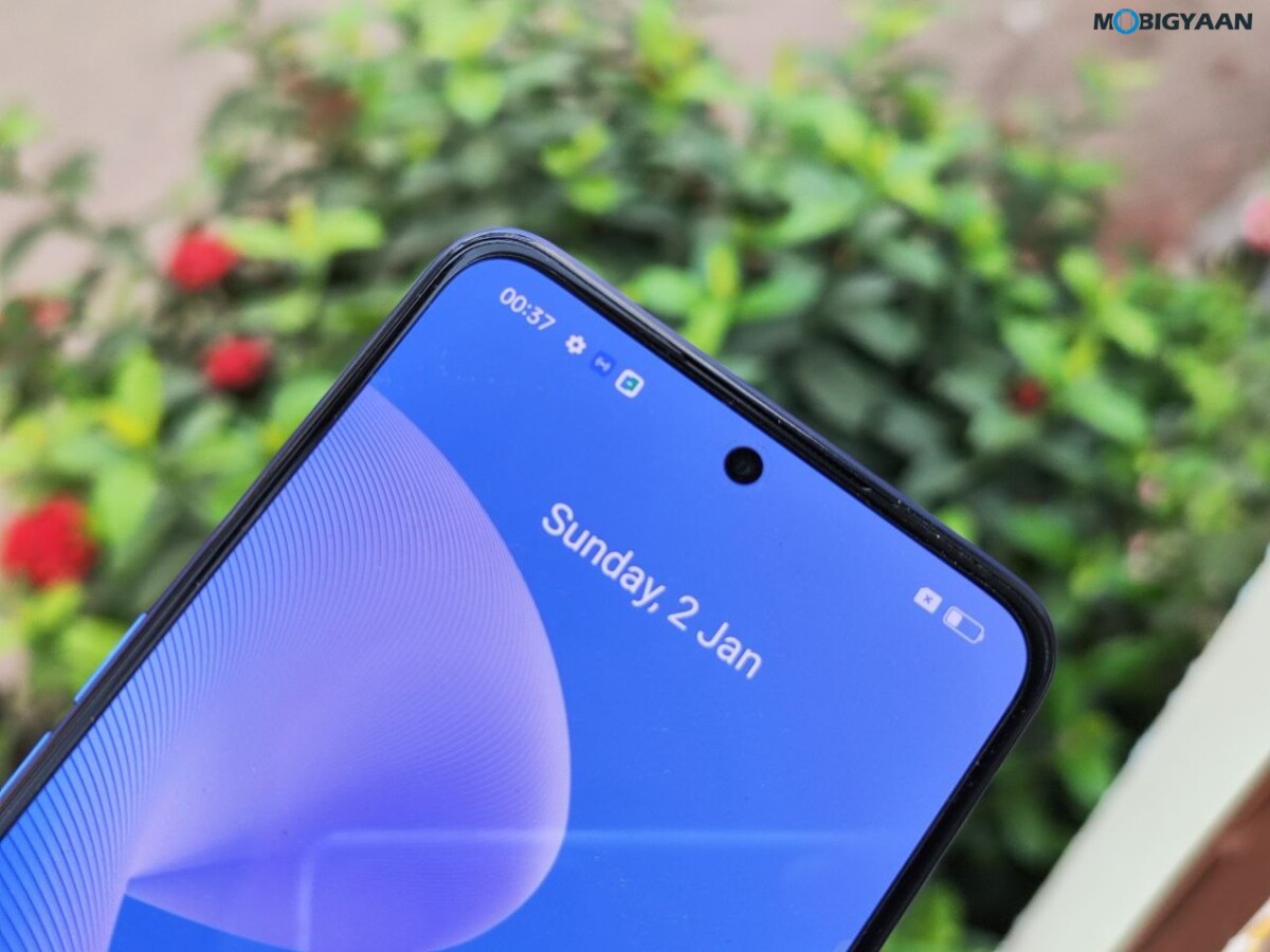 realme GT Neo 3 Review Design Display Cameras 14