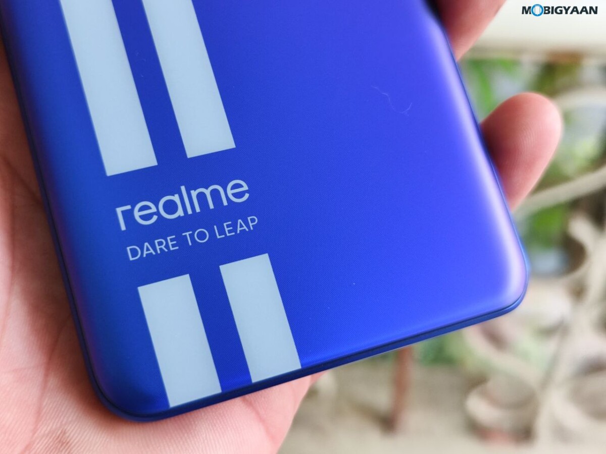 realme GT Neo 3 Review Design Display Cameras 3