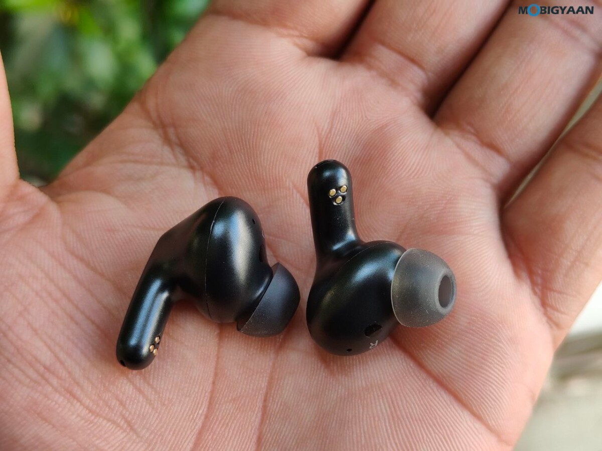 LG TONE Free FP9 Wireless Earbuds Review Design 20