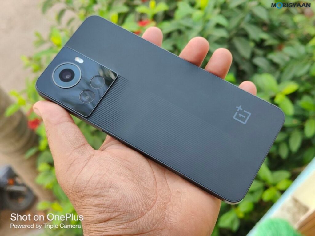 OnePlus 10R 5G Review Design Display Cameras 7