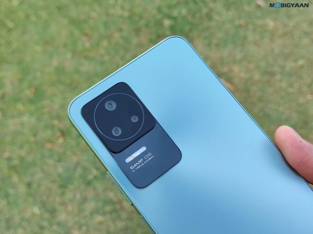 POCO F4 Review Design Display Cameras 10