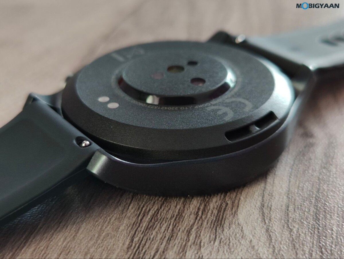 realme TechLife Watch R100 Review Design 6