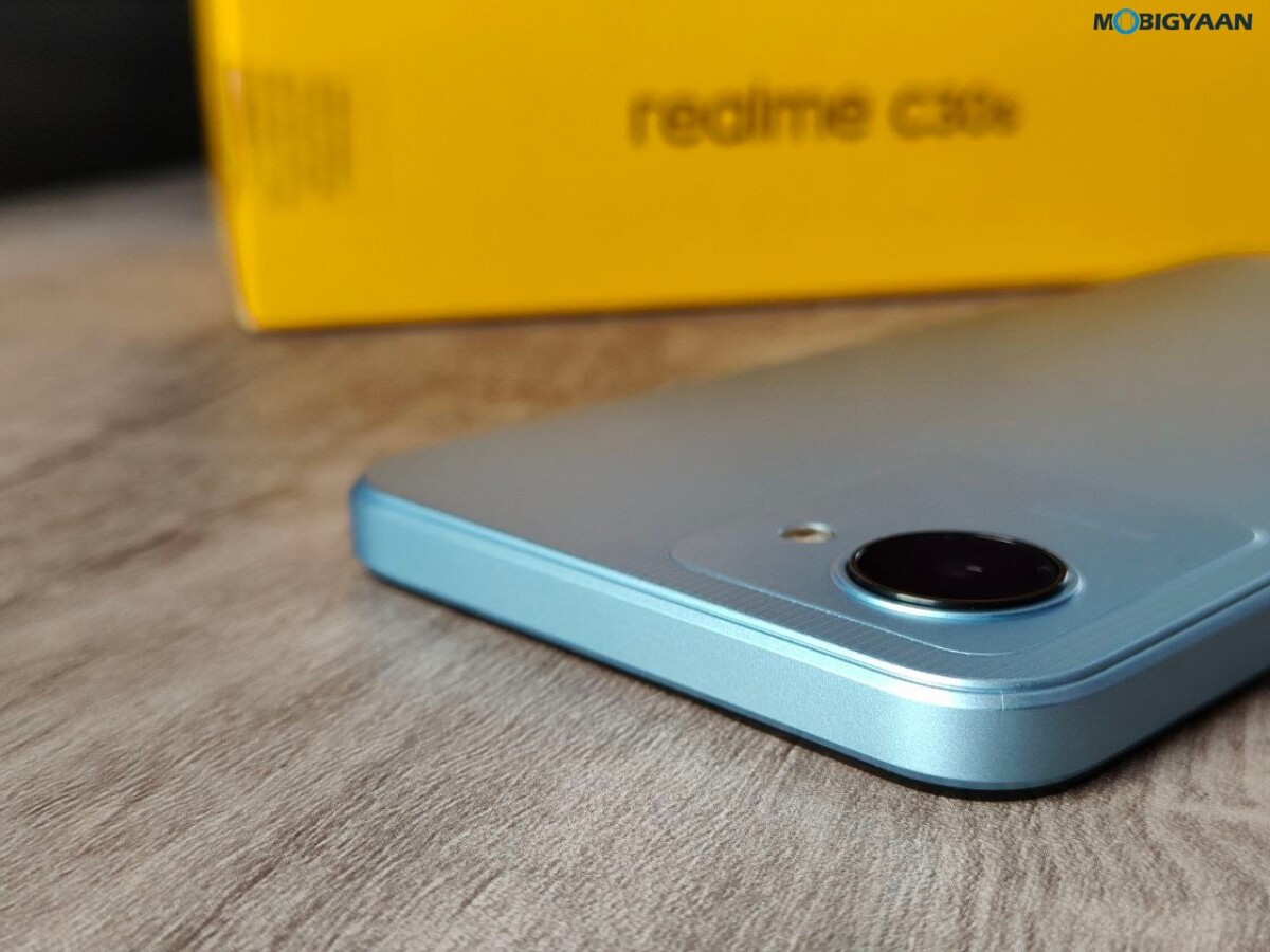 realme C30s Review Design Display Build Quality 13