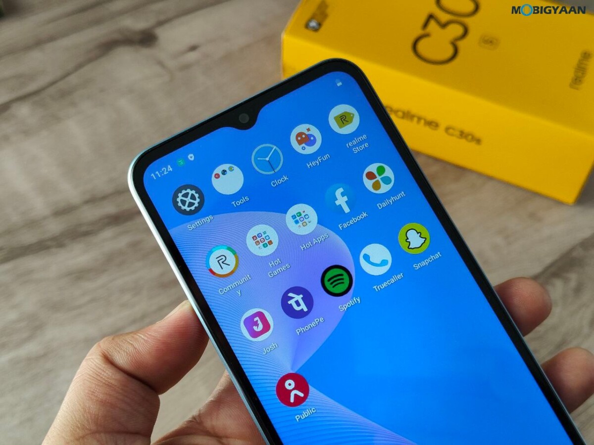 realme C30s Review Design Display Build Quality 2