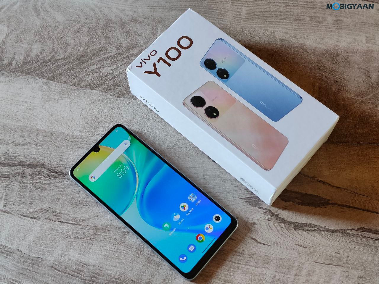 vivo Y100 Review Design Display Build 13