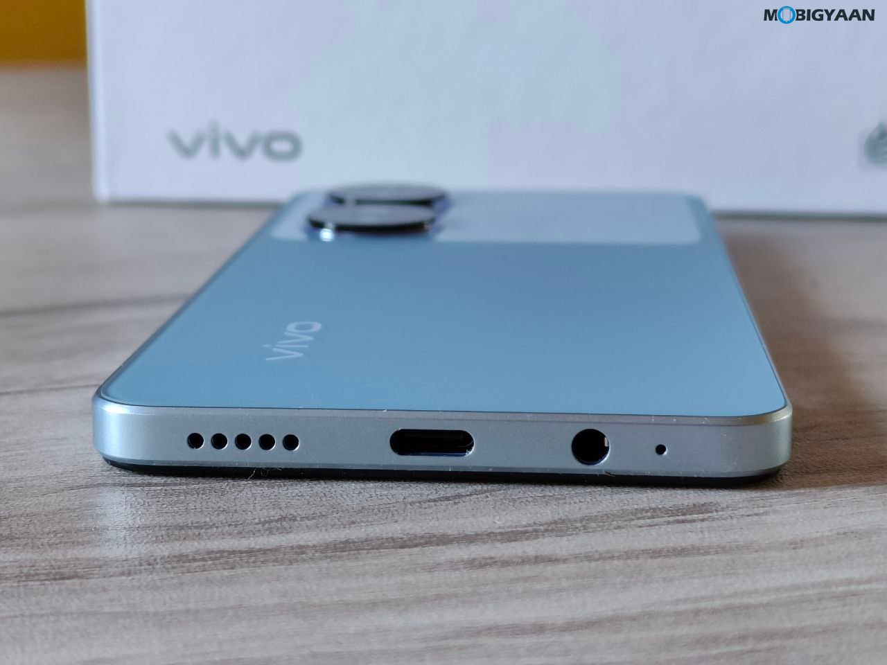 vivo Y100 Review Design Display Build 8 1