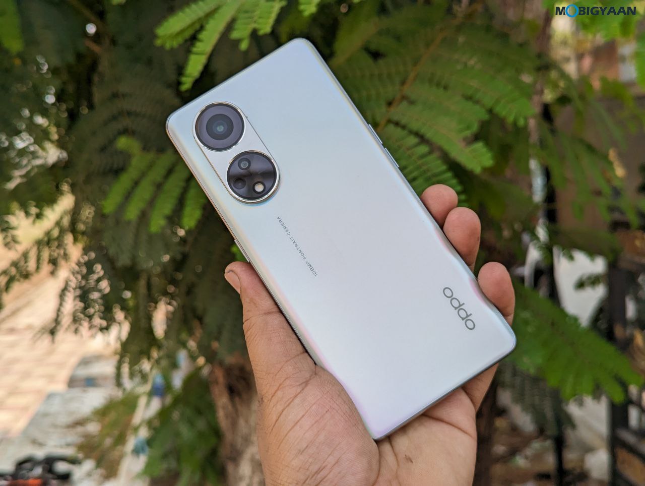 OPPO Reno8 T 5G Review Design Display Cameras Build Quality 15