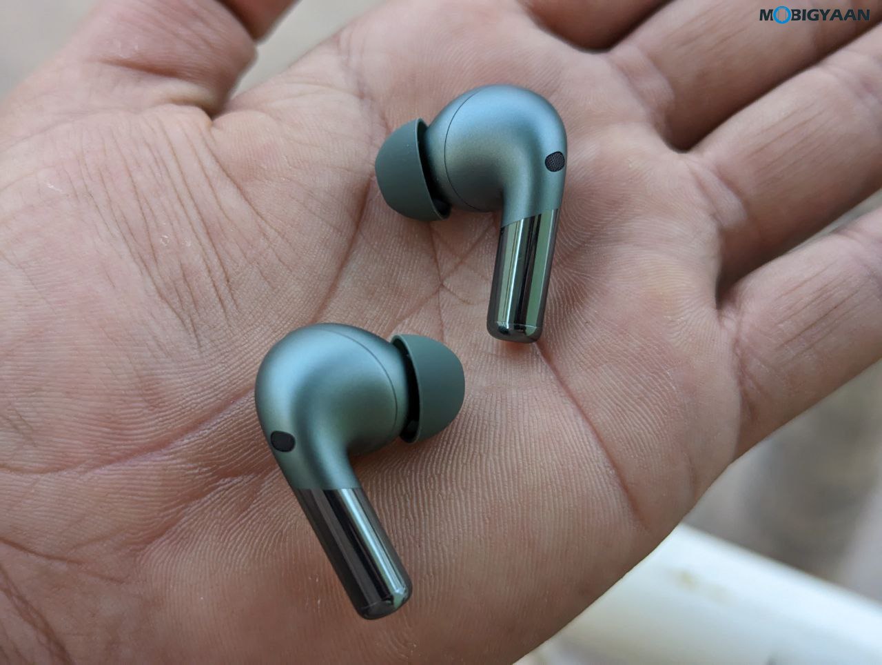 OnePlus Buds Pro 2 Review Design Build Audio Quality 18
